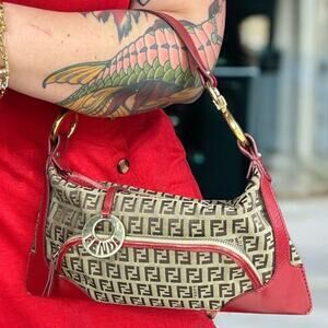 💎✨BEAUTIFUL✨💎Authentic Fendi Zucchino Canvas Leather Red and Brown